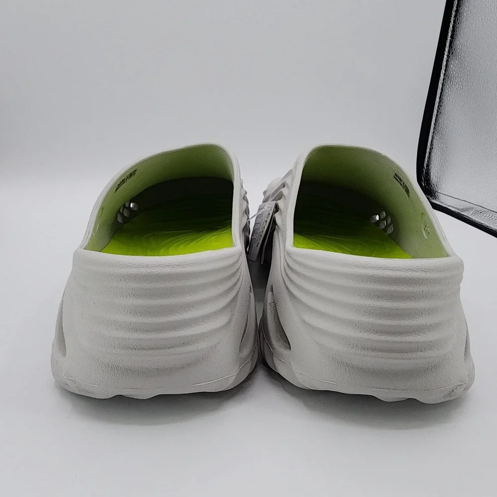 CROCS brand new